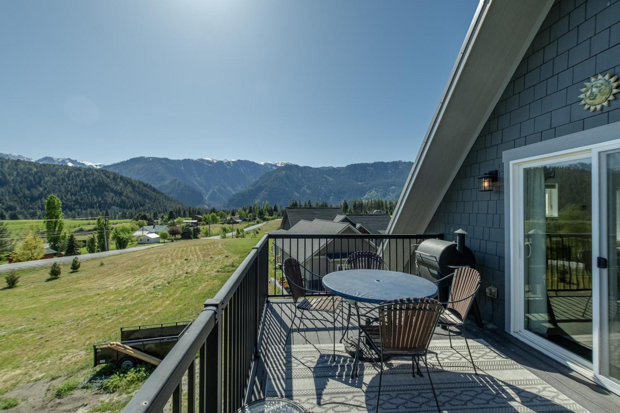 Berg Haus By Nw Comfy Cabins ليفينورث المظهر الخارجي الصورة